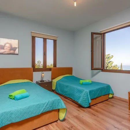 Kinousa 1 * Paphos